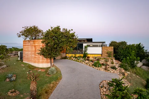 House on the Rock | EarthSwitch Architects