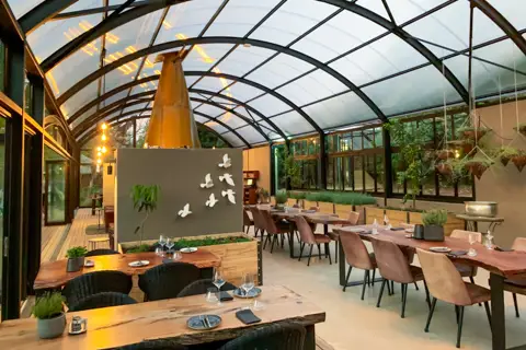 Summerfields River Café | EarthSwitch Architects